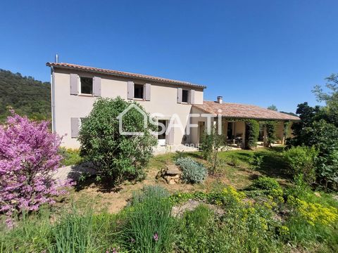 (07140) , On a wooded and landscape garden of about 1000 m², this charming villa of 141 m² built in 2008 offers an ideal setting near the river, in a typical hamlet and 5 minutes from amenities. The place enjoys a peaceful and picturesque environment...