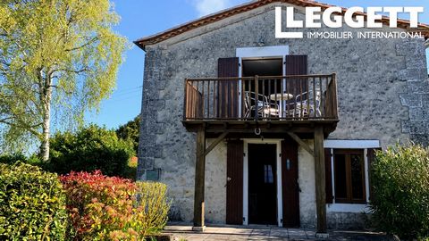 A20281SHH24 - Onderhoudsarm, zodat u vanaf dag 1 van uw vakantie kunt genieten Een ideaal vakantiehuis in een omgeving van 7 woningen gelegen in de Dordogne en omgeven door een prachtig landschap. Op het zuiden met een eigen terras. Een groot, gedeel...