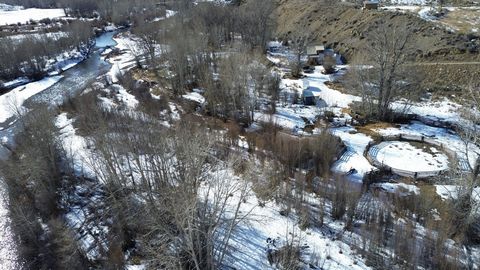 5 acres of river frontage on the East Fork of the Salmon River. Private access to the river. A beautifully built and maintained cabin with the property also playing host to one of the most beautiful building sites in that canyon. A beautiful stretch ...