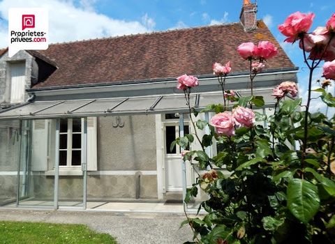 Exclusiviteit***. Proprietes-privees.com Loches Sud Touraine. ......................................................................................... 37600 LOCHES SUD 10 min. Te koop: HALFVRIJSTAAND DORPSHUIS 1 slaapkamer met tuin en bijgebouw. ......