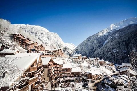 NIEUW IN CHAMPAGNY EN VANOISE! LES TERRASSES DE LA VANOISE - Luxe 4* residentie met hoteldiensten en conciërgeservice! NIEUW appartement voor 2/4 personen, 50 m² met 1 slaapkamer + berggedeelte, een prachtig TERRAS, gelegen op het NOORD-WESTEN, vrij ...