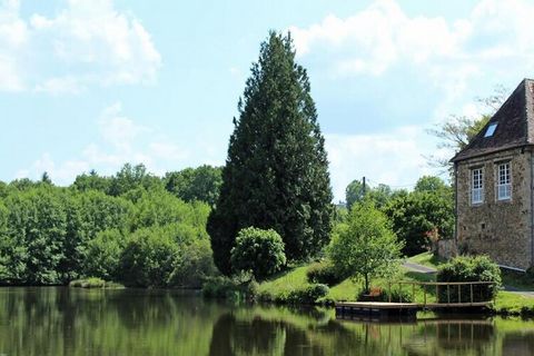 Pochodzący ze Szwajcarii Josef i Béatrice to prawdziwi globtroterzy. Z trójką dzieci przyjechali z Kanady, gdzie otworzyli motel. Zdecydowali się osiedlić w Moulin de Cheni w sercu wsi Limousin, w miejscu, gdzie: Króluje cisza i spokój. Ich cele? Cie...