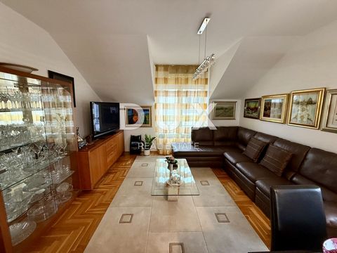 Location: Grad Zagreb, Maksimir, Gornji Bukovac. ZAGREB, MAKSIMIR - Wohnung mit zusätzlichem Zimmer in der Nähe des Maksimir-Parks, neueres Gebäude, Parkplatz! Diese geräumige und funktionale Wohnung befindet sich in toller Lage in ruhiger und famili...