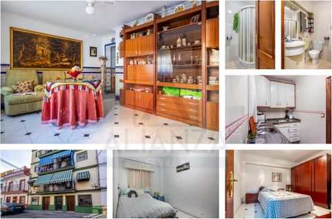 Sale apartment Camas, Seville.~~We present this cozy apartment located in the Mallorca neighborhood, ideal for those looking for the comfort of a home with independent access and all the facilities within reach. This ground floor has two bedrooms, pe...