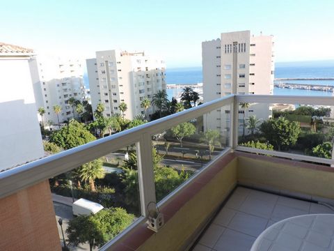 Located in Estepona. Middle Floor Apartment, Estepona, Costa del Sol. 2 Bedrooms, 1 Bathroom, Built 70 m², Terrace 9 m². Setting : Town, Commercial Area, Beachside, Port, Close To Port, Close To Shops, Close To Sea, Close To Town, Close To Schools, M...