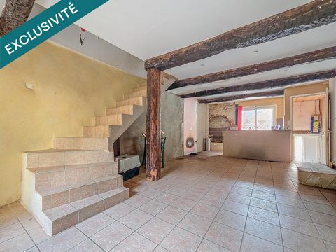 Located in the hamlet of Valquières, in the commune of Dio et Valquières, this 2-storey village house enjoys an exceptional setting, right in the heart of a protected natural environment, just 15 minutes from Bédarieux and 30 minutes from Lodève and ...