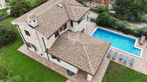 Location: Primorsko-goranska županija, Krk, Vrh. Beautiful Stone Villa on Krk with Private Pool and Large Garden Located in the peaceful surroundings of the town of Krk, this charming stone villa was built in 2015, with a living area of 200 m². The v...