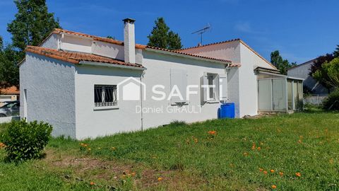 A Saujon maison de plain-pied 3 pièces 76 m² entièrement rénové sur un terrain clos et arboré de 580 m²