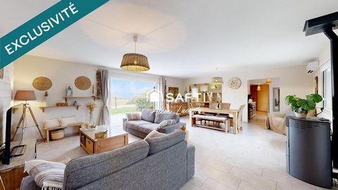 Maison contemporaine de plain-pied avec vue sur les Pyrénées