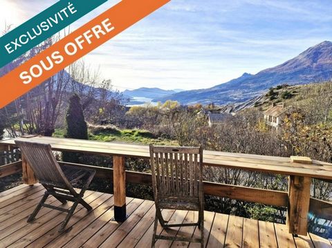Grande bâtisse de village, vue lac et montagnes, fort potentiel, calme absolu