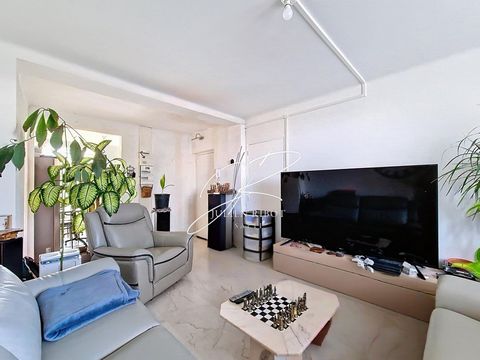 Appartement T3 2 chambres 54 m² parking et cave