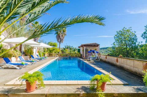 Welcome to this beautiful and eco-friendly and sustainable country house with private pool in Montuiri. It offers accommodation for 6 guests. The house is located within a farming and livestock holding, where there is work day after day. The gardened...