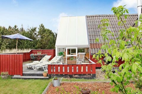 Holiday cottage located on a large plot. The house has a good furnishing with e.g. pinewood furniture. Take a trip to the peninsula Skallingen, one of Denmark's largest, preserved natural areas. No letting to youth groups.