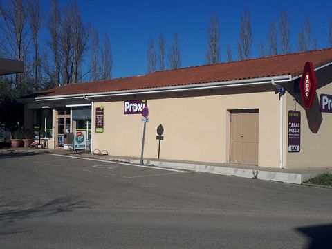 Dpt Lot et Garonne (47), à vendre FRANCESCAS Alimentation et station-service