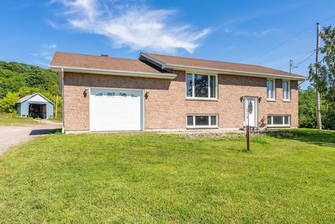 Welcome to 427 Chemin Des Outaouais! This phenomenal home is truly a country oasis, offering an idyllic setting on a spacious lot. As you step inside, you'll immediately notice the abundant natural light that bathes the entire house, creating a warm ...