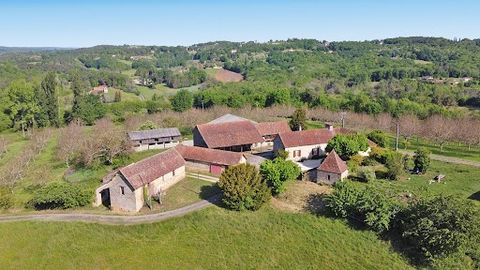 24200 SAINT ANDRE D'ALLAS. Farmhouse, barns, outbuildings, land of approx. 2.6 hectares. Selling price: 440000 euros (agency fees paid by the seller) Located in the Périgord Noir, 5 kms from Sarlat, this property in local stone located in a quiet are...
