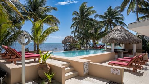 Villa en bord de mer au Belize à vendre au sud de la ville de San Pedro Keller Williams Belize Macarena Rose est honoré de partager cette MLS # H071911SP maison à vendre. Découvrez le joyau de l’immobilier bélizien : Casa Redonda, une spectaculaire v...