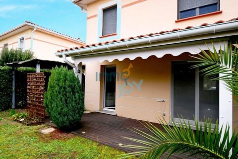 Elsa ... offers you exclusively in the town of EAUNES, this villa located in a quiet and friendly area. This pleasant T4 house offers you an ideal living environment. Opportunity to be seized! Just a short walk from amenities and schools, you will be...