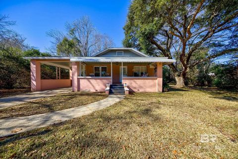 Located in the charming town of Robertsdale, Alabama. this 1940's Bungalow offers a perfect blend of comfort and convenience. Boasting a welcoming atmosphere, this single-family home features 2 bedrooms and 1 bathroom spread across approx 1404 square...