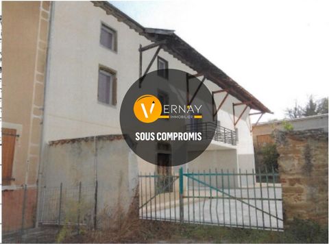 UNDER ACCEPTED OFFER... The agency VERNAY IMMOBILIER is pleased to make you discover this plateau to convert into duplex type 3 with an area of 59.30 m2 where you can let your imagination run wild. Two private parking spaces and a balcony complete th...