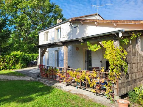 EXCLUSIVE TO BEAUX VILLAGES! This very handsome, two-storey, former farm cottage lies in the heart of a beautiful village just a stone’s throw from the historic, bustling town of Cognac, and yet its setting, in an enclosed lawned garden surrounded by...