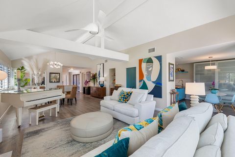 Welcome to Silver Sands RC, it not just a community it's a lifestyle! The orientation of homes around the 15 pools/spas captures a resort feeling. The C floor Plan, is the largest 3 bed 3 bath, rarely come available. Large patio in center courtyard, ...