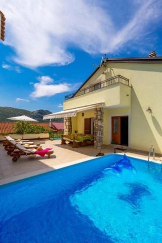 Villa for sale in Tribalj, Novi Vinodolski area cca. 3 km from the sea. Total area is 200 sq.m. Land plot is 400 sq.m. Wonderful greenery is all around. Complete adaptation was undertaken in 2022. Villa benefits four bedrooms with abthrooms en-suite,...