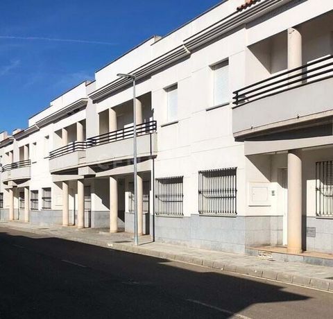 ¿Quieres comprar un piso de 4 dormitorios en Talavera la Real de 123,4 m²? Excelente oportunidad de adquirir en propiedad este piso residencial con una superficie de 123,4 m² bien distribuidos en 4 dormitorios 1 cuarto de baño. Ubicado en la localida...