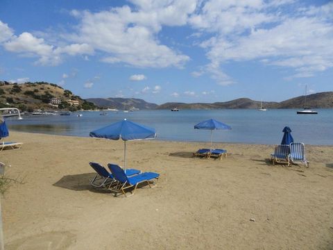 Located in Agios Nikolaos. Building plot of 2088 m2, nicely positioned in the quiet and peaceful north-western outskirts of the elite coastal tourist resort of Elounda, in walking distance to the center of the town and its organized sandy beach. It e...