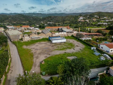 Discover a rare opportunity to breathe new life into a piece of history with this former cork factory, nestled within the industrial park of Almargens, São Brás de Alportel. Comprising a mixture of urban and rustic buildings, this sprawling property ...