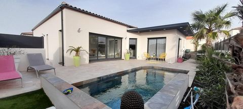Villa contemporaine plain pied 113m² sur terrain de 347m² avec piscine et garage