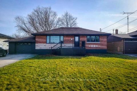 Welcome to this stunning 3-bedroom bungalow, fully renovated to perfection! Nestled in a desirable neighbourhood, this home boasts modern elegance and functionality. Step inside to discover a spacious living area bathed in natural light, seamlessly f...