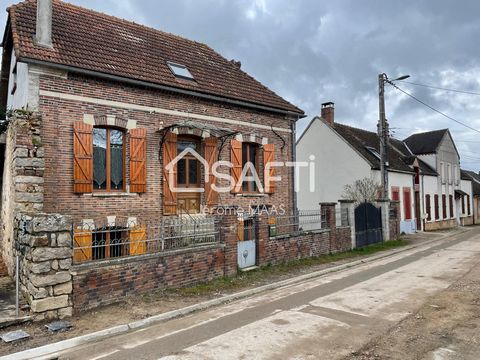 Située à Saint-Maurice-aux-Riches-Hommes (89190), cette maison de 130 m² environ, sur un terrain de 900 m² sans vis a vis, offre un cadre paisible à seulement 10 minutes de Nogent-sur-Seine. Idéalement localisée dans un village avec des commerces à p...