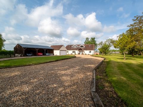 **OPEN HOUSE**13TH APRIL 11AM - 1PM** VIEWINGS STRICTLY BY APPOINTMENT** Byrons Covert is located on the outskirts of Market Bosworth and situated on approximately six acres which offers you an equestrian twist with contemporary & traditional feature...