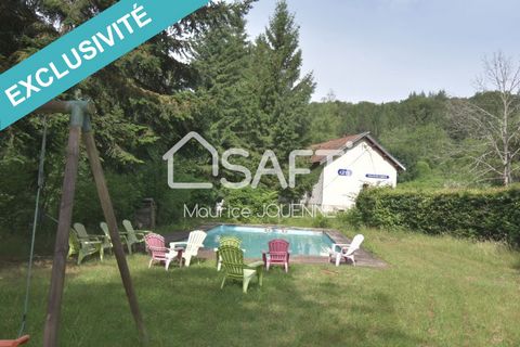 The quite healthy business, enjoying an exceptional living environnement for green tourism lovers, is located on wooded land and meadows of almost 2 hectares in area. Very close to the Plateau des Mille Etangs at an altitude of 650 m, in the Ballon d...