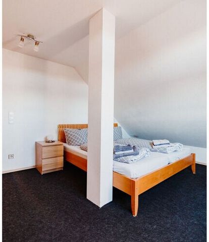 3 dormitorios, 2 baños y amplio salón: espacio para 6 personas para que pueda disfrutar de sus vacaciones en la zona del Ruhr.