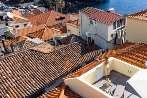 The Fisherhouse23 is located a stone's throw from the sea, in the heart of the idyllic fishermen's village Câmara De Lobos on the flower island of Madeira.