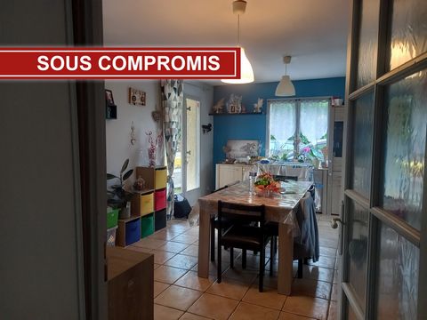 Are you looking for a single storey house with two bedrooms in a quiet and pleasant village? This 2009 house of 83.9 m2 in Ergny is made for you! Ergny is 8 kilometers from Hucqueliers, 23 kilometers from Montreuil and 40 kilometers from the beach. I...