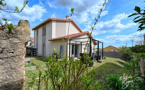 Dpt Rhône (69), à vendre THURINS maison P5 de 106,48 m² - Terrain de 245 m²
