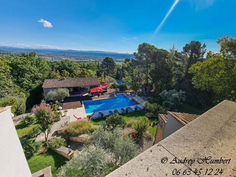 EXCLUSIVELY, in the south of the Alpes de Haute Provence, next to Manosque and its Giono novels, 45 minutes from Aix TGV, 1 hour from MARSEILLE and the airport, it is in the adorable village of PIERREVERT ( 04860) renowned for its 18-hole golf course...