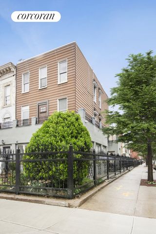 FOR SALE 843 BUSHWICK AVENUE 3 UNITS SOLAR PANELS PARKING WELCOME TO THIS EXCEPTIONAL CORNER PROPERTY BOASTING A PRIME LOCATION ON BUSHWICK AVENUE AND STANHOPE STREET IN THIS VIBRANT BUSHWICK, BROOKLYN COMMUNITY. This 3-story building features three ...