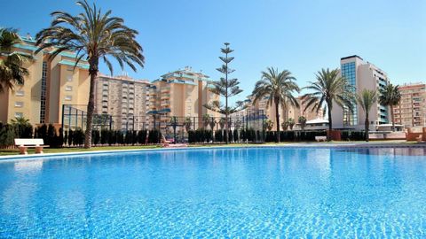 BEAUTIFUL 2 BEDROOM KEY READY APARTMENT WITH SEA VIEWS IN LA MANGA~ ~ This urbanization is located in the largest expansion area of ​​La Manga.~ In this new urbanization the homes have been designed to take advantage of every corner of the house, as ...