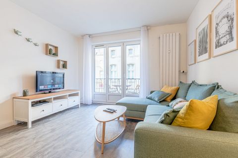 You will stay in an apartment located near the Temple Neuf, in the heart of the Old Town of Metz. Ideally placed just a few minutes walk from the city center and the banks of the Moselle, where you can enjoy a pleasant walk and admire the sunset over...