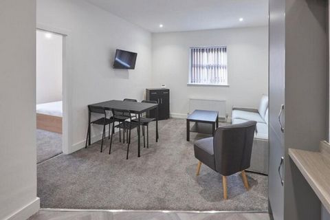 Relax, recharge your batteries and feel at home in a modern, clean, tastefully furnished and safe accommodation situated in Middlesbrough. The unit covers a wide range of amenities like TV, Daily housekeeping, Non-smoking rooms, Fire extinguishers, g...