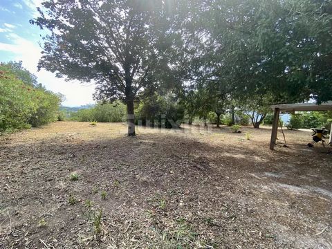Ref 4000LC: Several building lots, flat land close to the center and quiet, well exposed, come and discover this pretty building project with obligatory builder, possibility of building a house with garage and 3 bedrooms. 3 lots available and fully s...