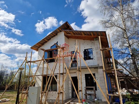 Арт. 64125315 Продается современный двухэтажный дом в Пушкинском Районе, в деревне Жуковка, в обжитом коттеджном поселке 