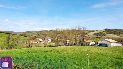 TERRENO EDIFICABLE En un pueblo tranquilo cerca de Saverdun, terreno con servicios en una pequeña subdivisión de 4 lotes (agua y electricidad) de aproximadamente 700 m² en un entorno tranquilo y preservado con vistas a las alturas y despejado. Se req...