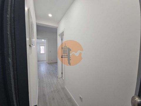 Fully refurbished 1 bedroom apartment with Mezzanine, next to the Catholic University and Sete Rios, with: Kitchen + Living Room with 27m². The kitchen has white furniture; Tile across the wall behind the furniture; Equipped with: Oven Plate Ventilat...