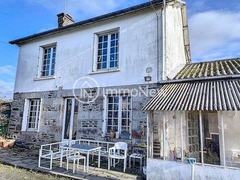 IMMONEW presents you in the town of SOURDEVAL, 10 minutes from Vire, 500 meters from the city center and its amenities, this house to finish renovating with a surface area of 100 m2 on a plot of 2216 m2. It consists on the ground floor of an entrance...