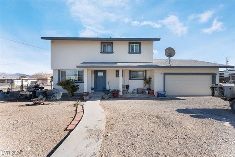 LOOKING FOR A AMAZING OPPORTUNITY IN INDIAN SPRINGS NEVADA, WELL THIS IS THE ONE, PROPERTY OFFERS AN ALMOST FULL ACRE, WITH WELL, PROPERTY WAS REHABBED WITH NEWER STUCCO FROM THE EXTERIOR , NEWWER INTERIOR AND EXTERIOR PAINT, NEWR TILE FLOORING ON TH...